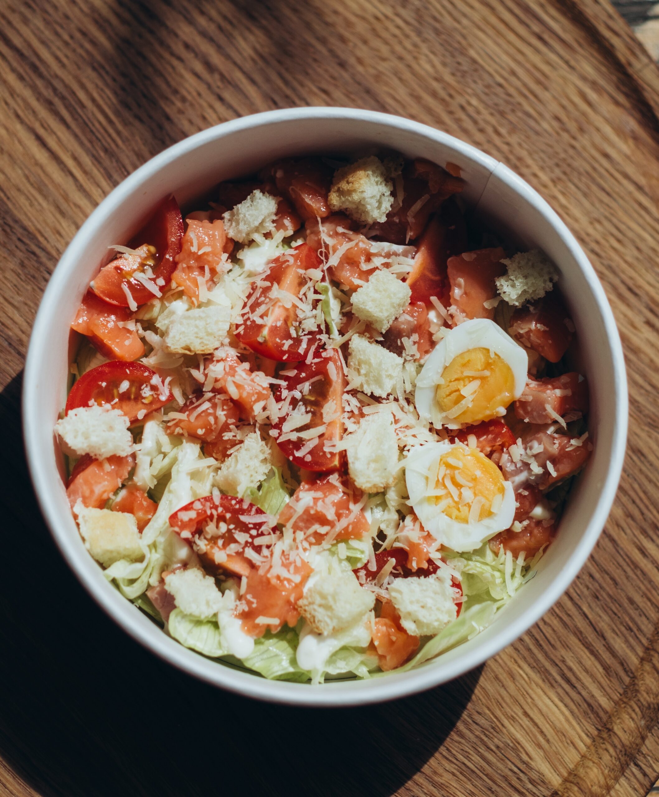 Салат с лососем